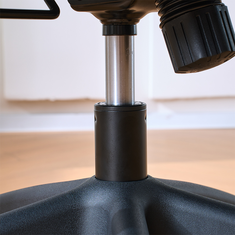 带中背网状旋转功能的家庭办公椅