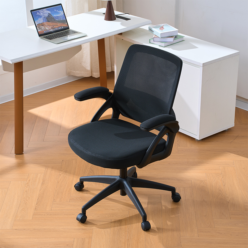 带中背网状旋转功能的家庭办公椅